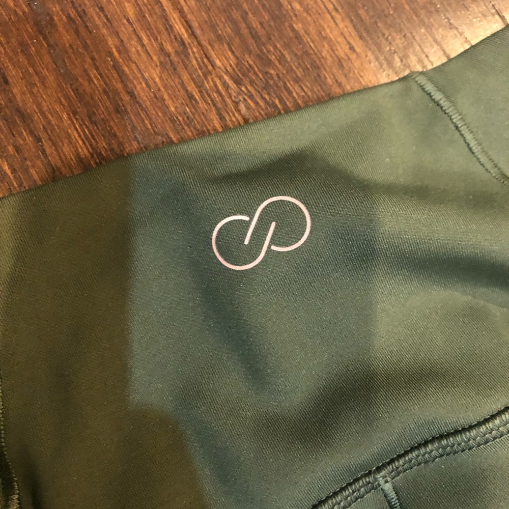 CALIA by Carrie Underwood army green leggings. SIZE XS